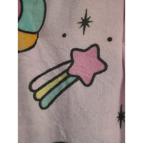 Sanrio Hello Kitty 50x70 Pink Unicorn Ballons Rainbows Clouds Throw Blanket New - Picture 7 of 7